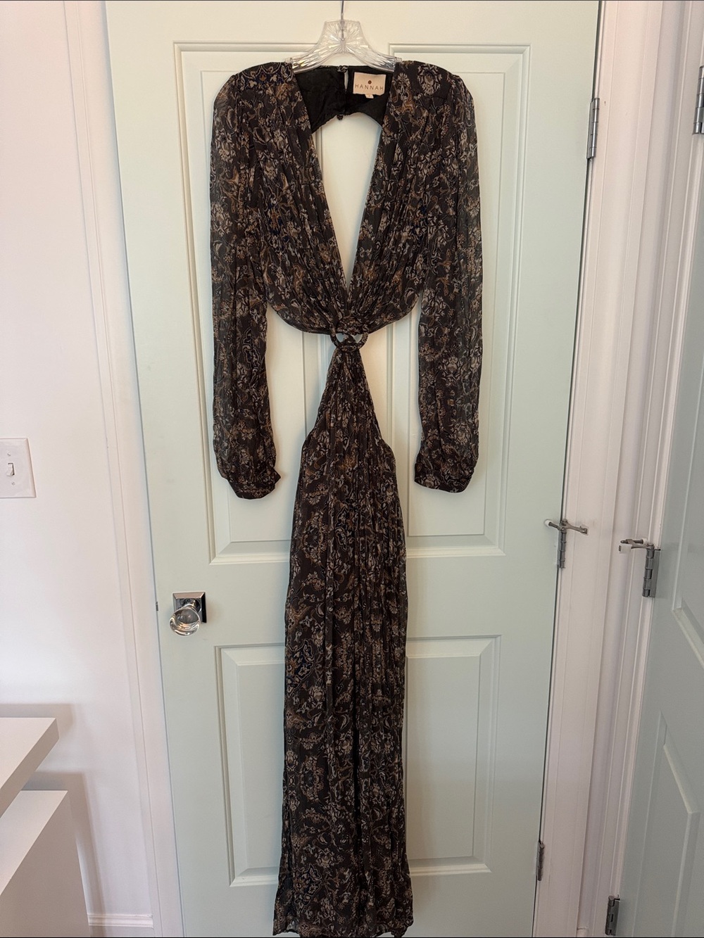 Gorgeous dress from Hannah
